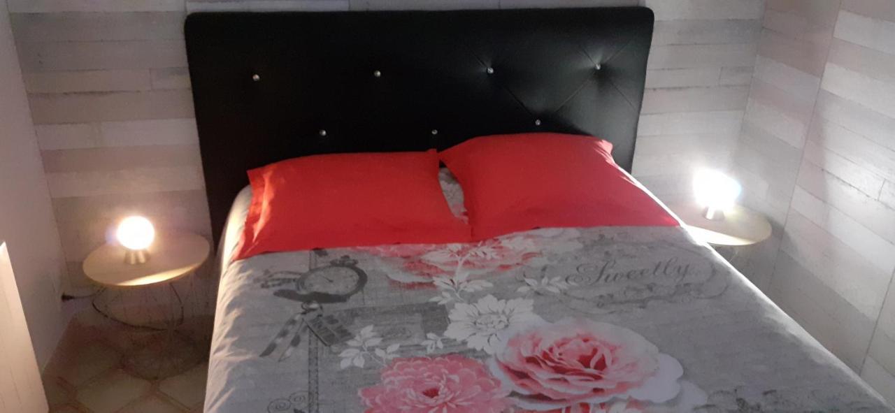 Appartement Proche Bord De Mer بلوغاسنو المظهر الخارجي الصورة